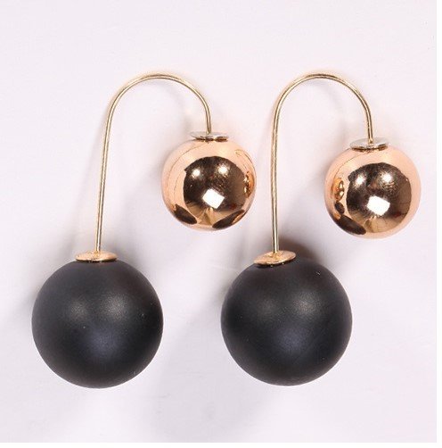 15mm and 8mm Pearls Beads Gold Plated Copper Hook Gold Black Fashion Earrings M01414