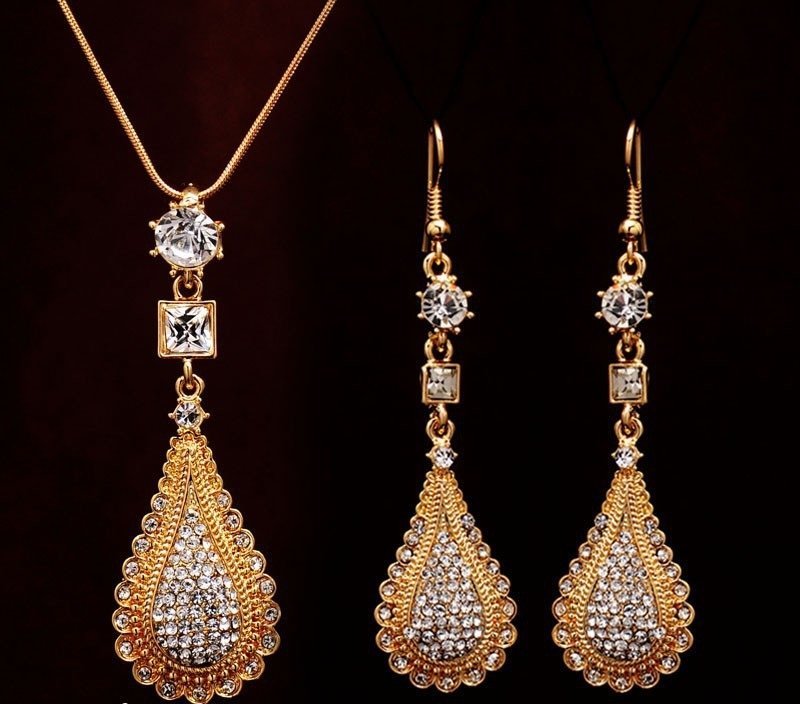 18K Gold Filled Clear Austrian Crystal Drop Earrings Jewelry Set M01200