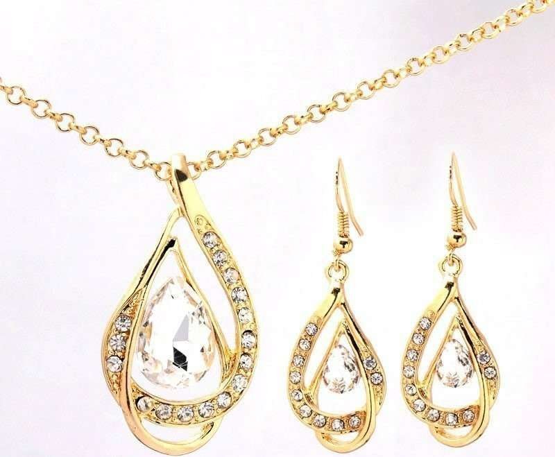 18K Gold Filled Clear Austrian Crystal Jewelry Set M01205