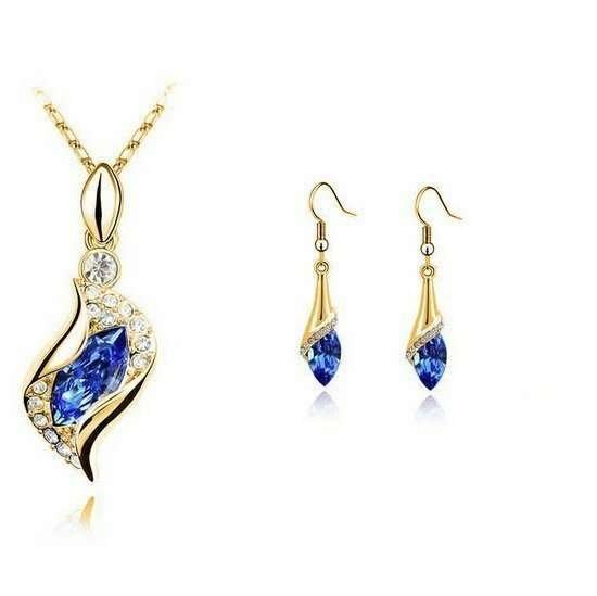 18K Gold Plated Austrian Crystal Blue Jewelry Set M01960