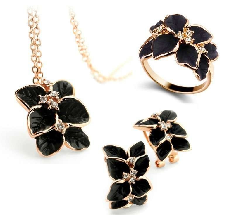 18K Gold Plated Austrian Crystal Leaf Black Jewelry Set M00969