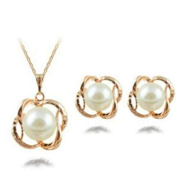 18K Gold Plated Freshwater Pearls Jewelry Set M01227