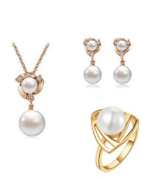 18K Gold Plated Pearl Elegant Wedding Jewelry Set M01058