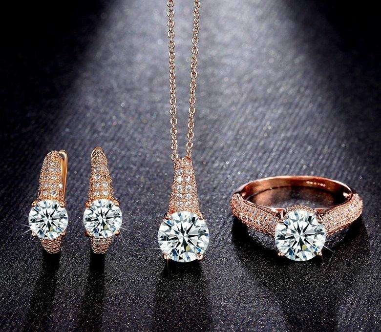 18K Gold Plated Rhinestones and Zirconia Crystals Wedding Jewelry Set M01061