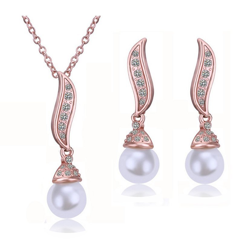 18K Gold Plated William Kate Queen Wedding Pearl Jewellery Set M00313