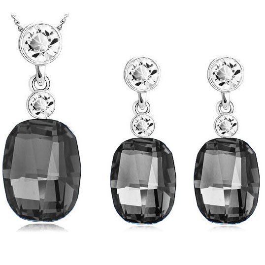 18K White Gold Plated Austrian Big Crystal and Rhinestone Black Jewelry Set M01147
