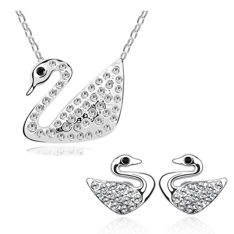 18K White Gold Plated Austrian Crystal Swan Jewellery Set M00801