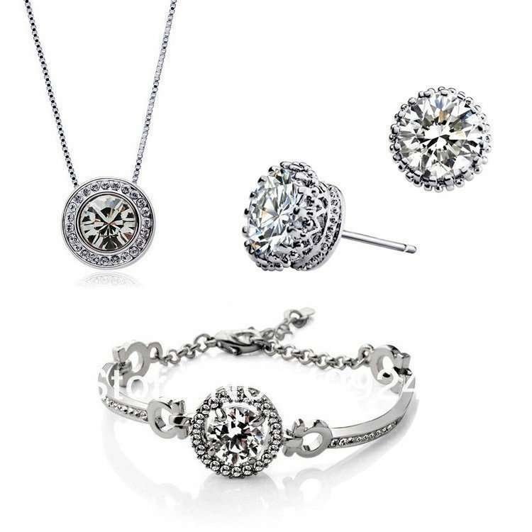18K White Gold Plated Cubic Zirconia with Rhinestone Crystals Jewellery Set M00746