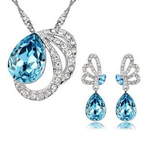 Platinum Plated Swarovski Elements Blue Jewelry Set Necklace and Earrings M00243