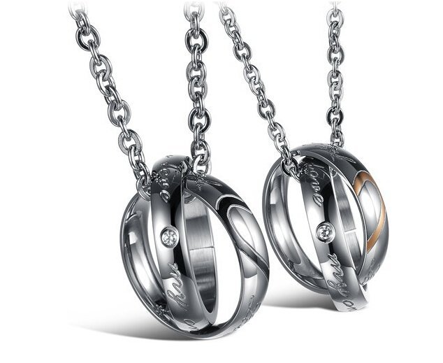316L Stainless Steel and Titanium 18K Gold Plated Couple Necklaces Jewelry Set M01320