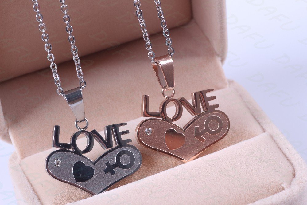 Lovers Gift Titanium Stainless Steel Couple Necklaces M01387