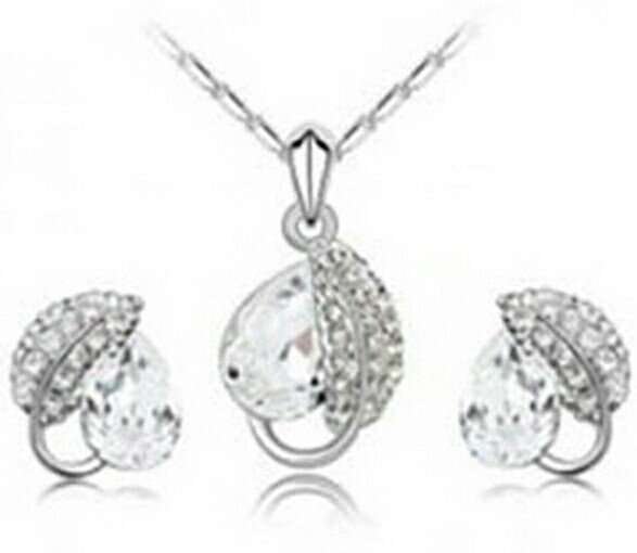 925 Silver Plated Austrian Crystal Jewelry Set M02153