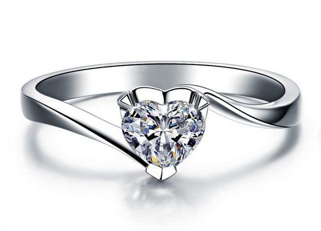 925 Silver Plated Austrian Crystal Ring M01707