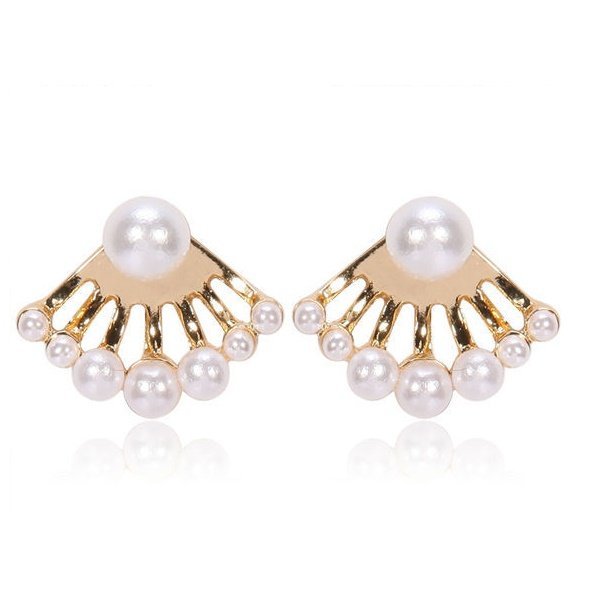 European Fashion Pearl Beads Gold Plated Fashion Earrings M01420
