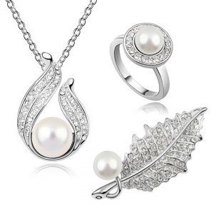 Rhodium Plated Swarovski Elements Pearl Silver Jewelry Set M00542