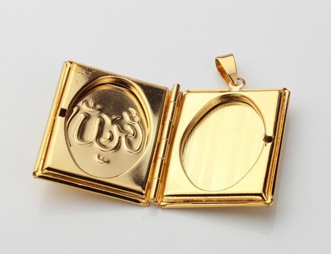 18K Gold Plated Allah Photo Locket Floating Necklace M01523