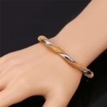 18K Real Gold Plated Environmental Friendly Copper Alloy Bangle M01634