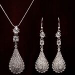 18K White Gold Filled Clear Austrian Crystal Drop Earrings Jewelry Set M01201
