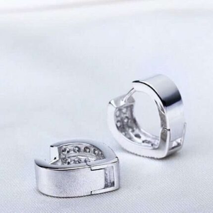 18K White Gold Plated Full Drill Heart Shaped Cubic Zirconia Ear Clip M01496