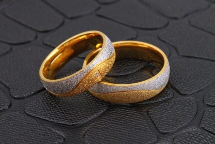 18K Gold Plated High Polished Couple Rings M01983