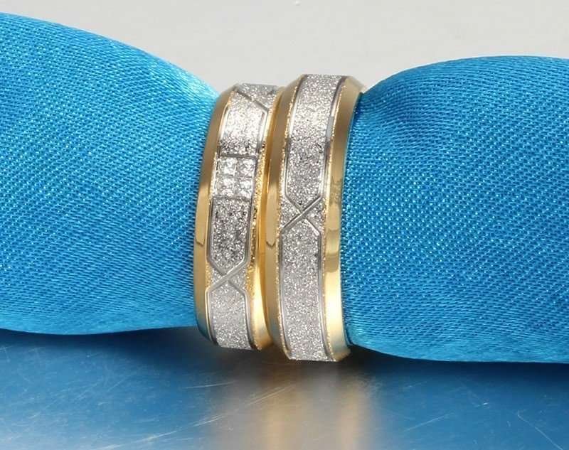 18K Gold Plated High Polished Couple Rings M02239
