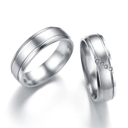18K White Gold Plated High Polished Couple Rings M01994