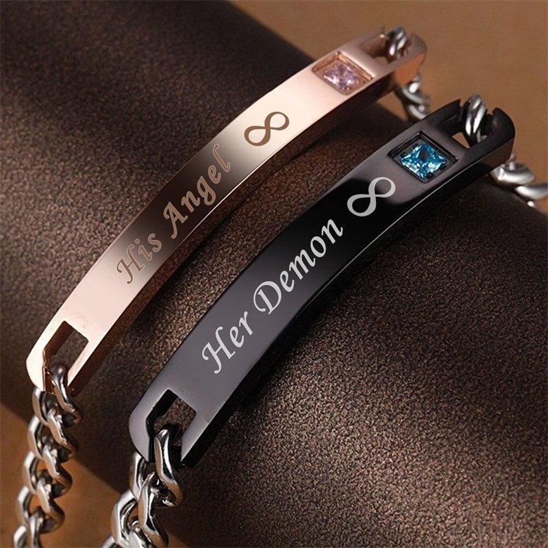 316L Stainless Steel and Titanium 18K Gold Plated Couple Bracelets Jewelry Set M01788