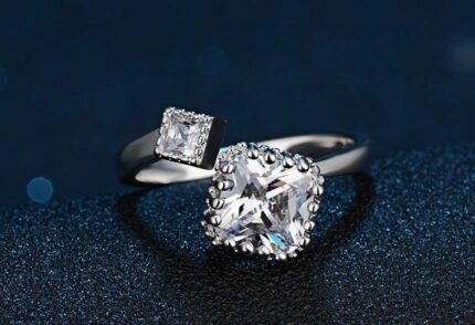 925 Silver Plated Adjustable Austrian Crystal Ring M01719