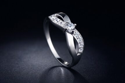 925 Silver Plated Austrian Crystal Ring M01698