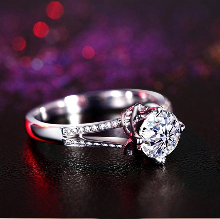 925 Silver Plated Austrian Crystal Ring M01708