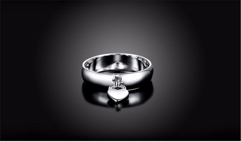 925 Silver Plated Heart Ring M01717
