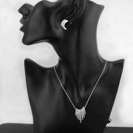 Platinum Plated Rhinestone Jewellery Set M00699